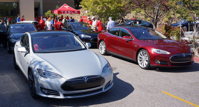  New Jersey Bans Tesla's Direct Sales, Carmaker Lashes Out on Christie
