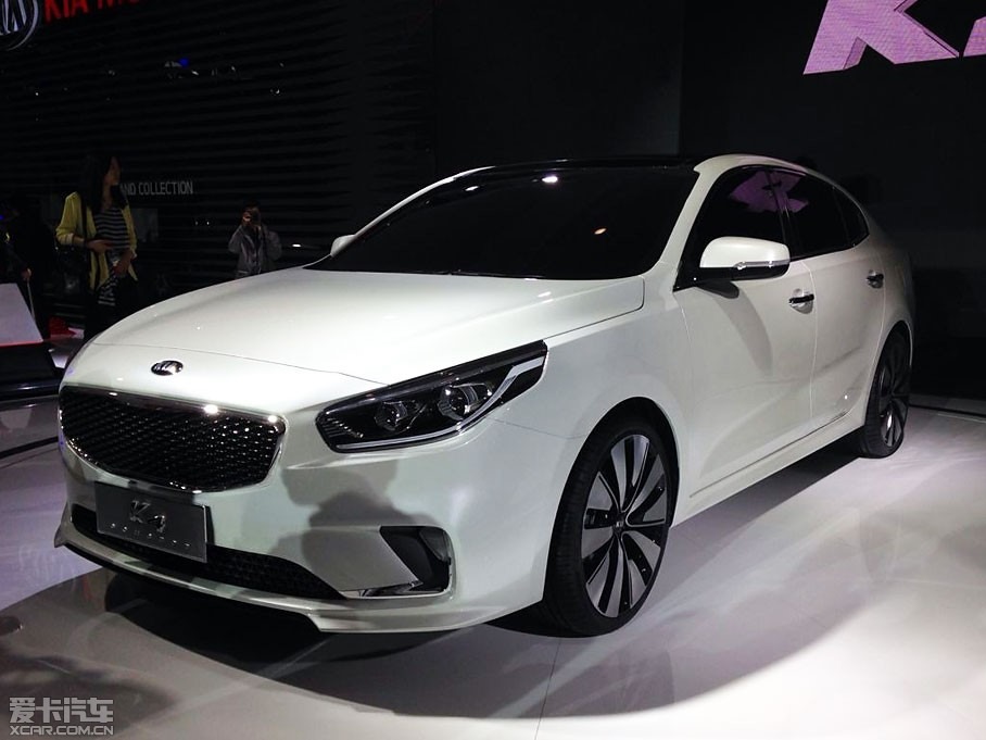 Kia Trots Out New K4 Mid-Size Sedan Concept in Beijing | Carscoops