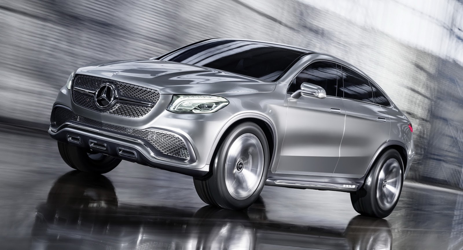 Bmw x mercedes