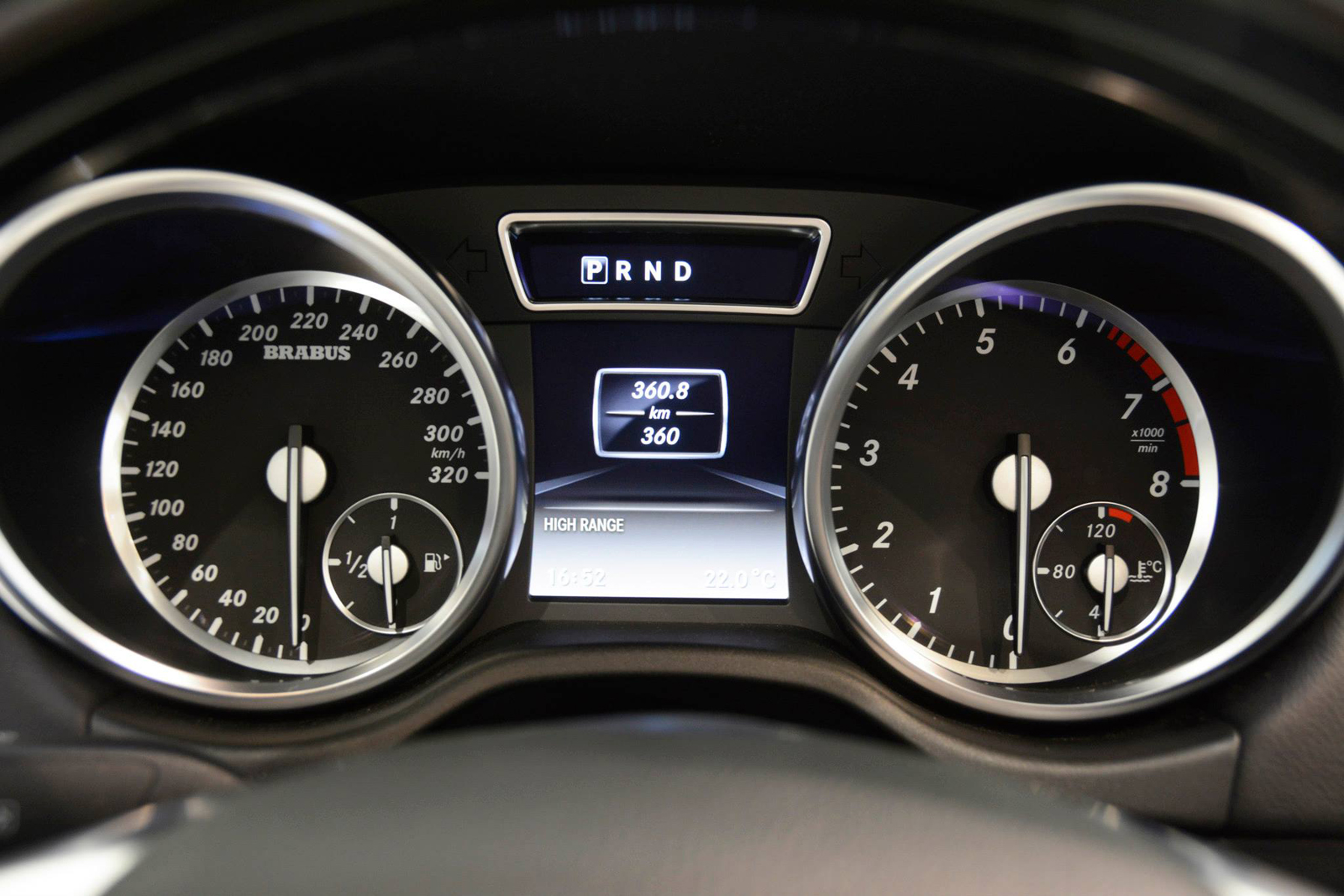 Compteur vitesse 300Km/h BRABUS Mercedes G500 G63 AMG W463A