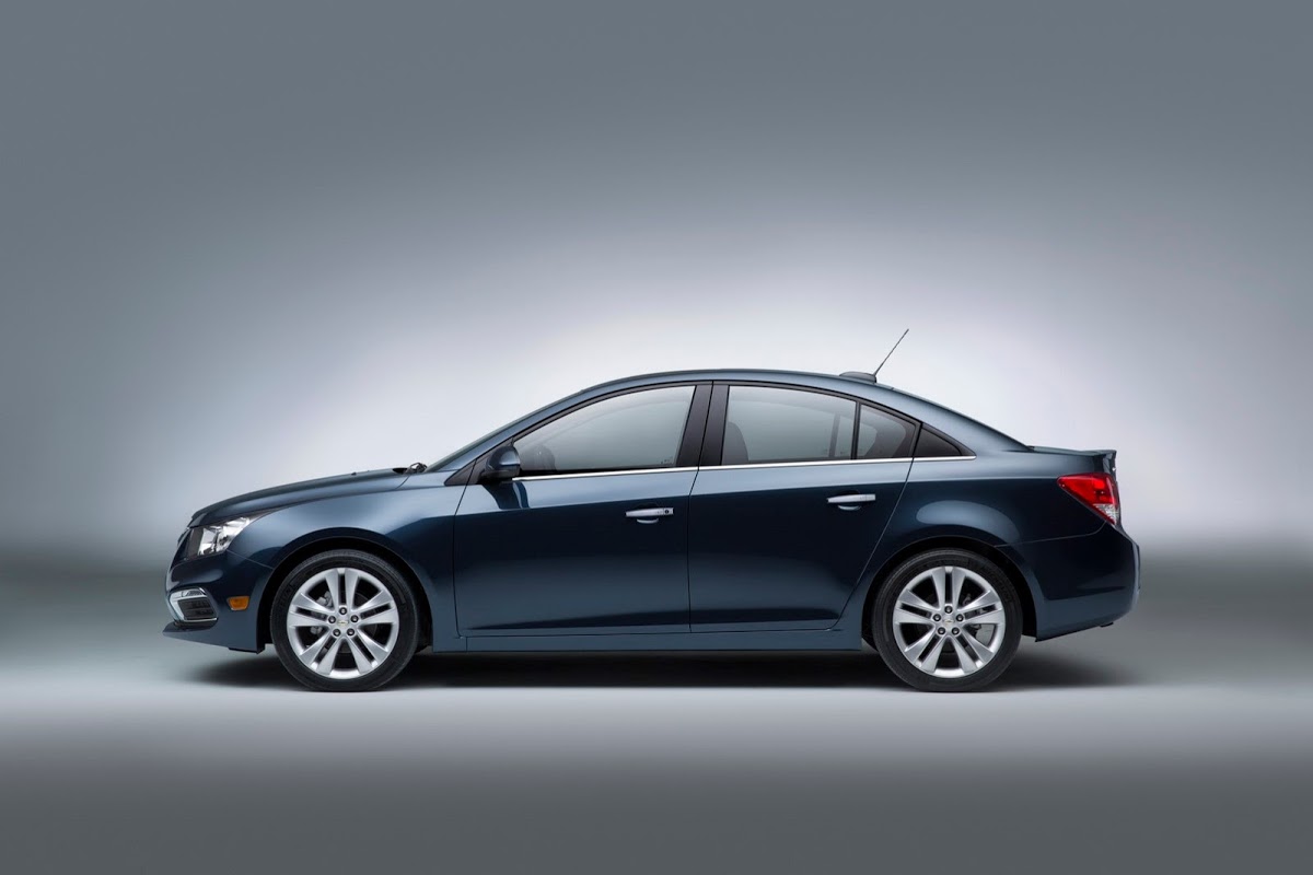 2015 Chevrolet Cruze Mildly Facelifted for New York Auto Show [w/Videos]
