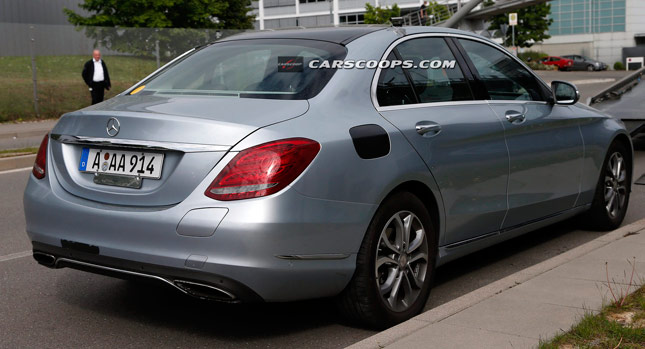  Spied: New Mercedes-Benz C-Class Jumps on the Plug-in Hybrid Bandwagon