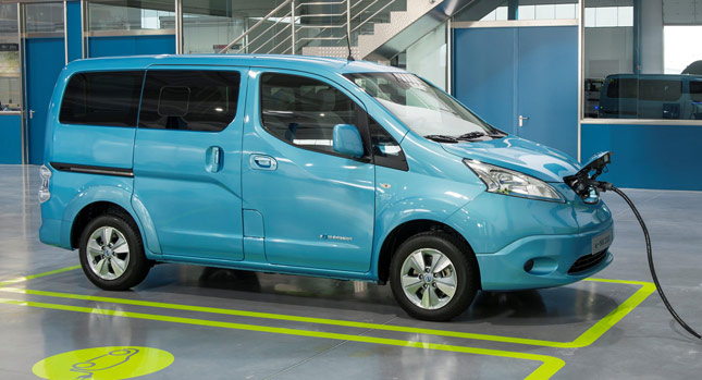  Nissan Starts Production of the e-NV200 in Barcelona [107 Photos]
