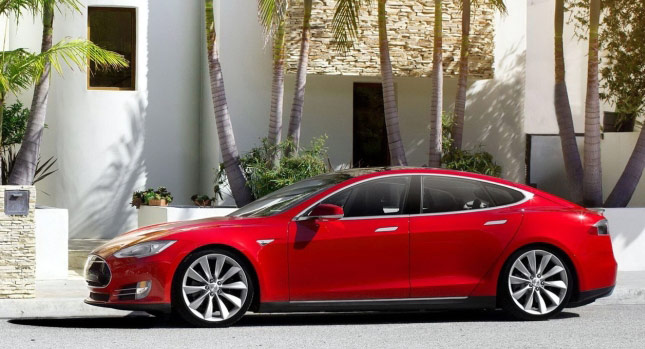  Random San Franciscans Leaving "Truth Exposing" Flyers Stuck to Tesla Model S Cars