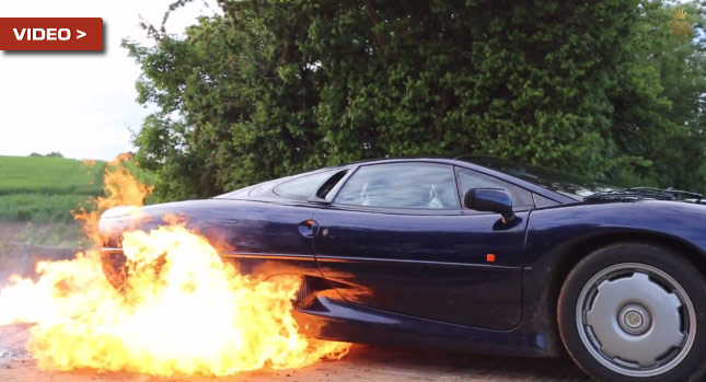  Jaguar XJ220 Burnout Gives New Meaning to “Lighting Up the Rears…”