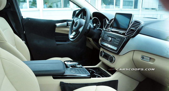 Scoop: New Mercedes-Benz MLC Interior Uncovered