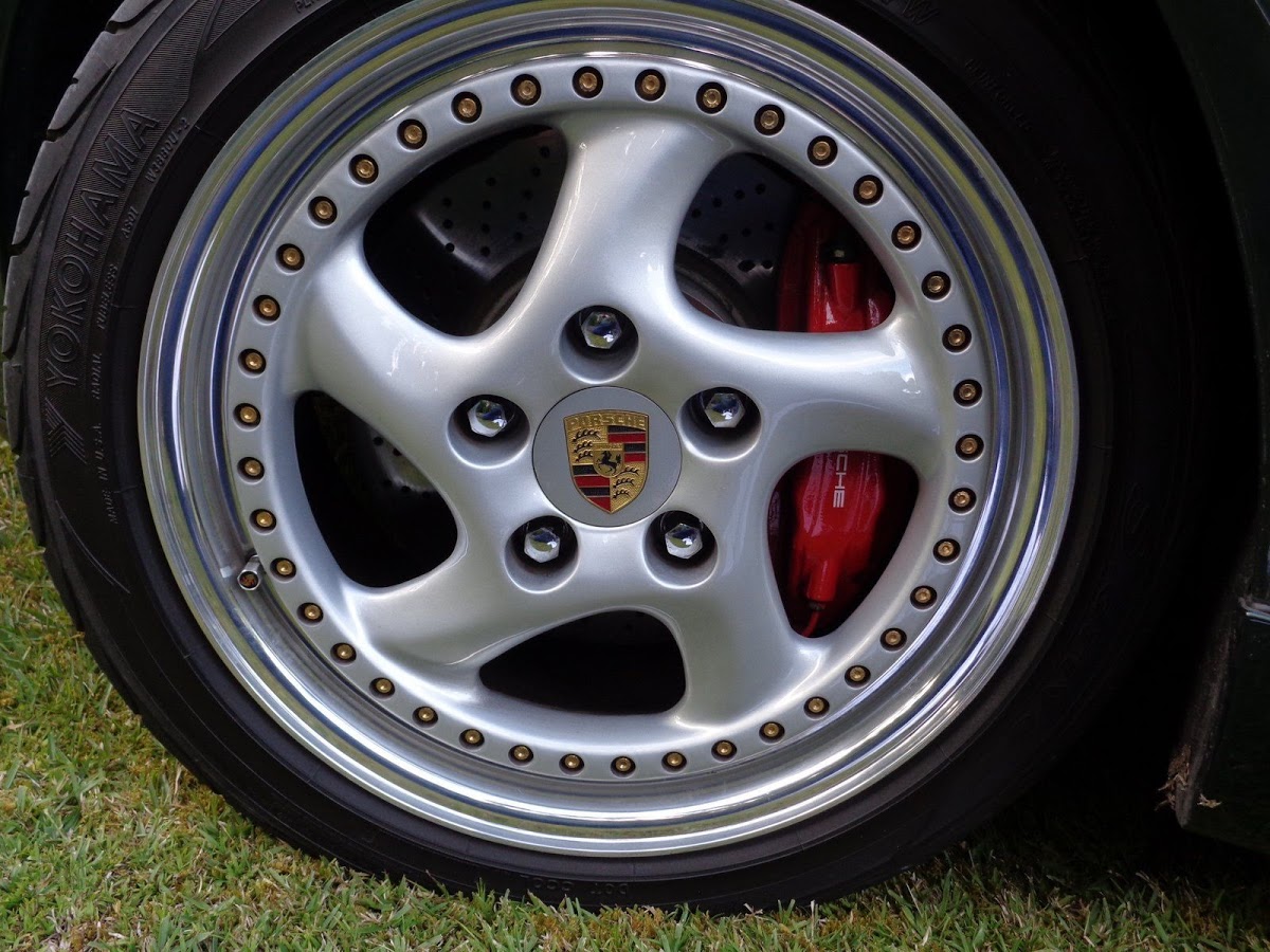 1993 Porsche 968 Coupe In Mint Condition With A Manual And Only 18k Miles Carscoops