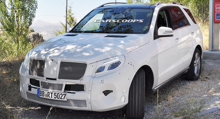  Spied: Mercedes’ ML Facelift Spotted in Southern Europe