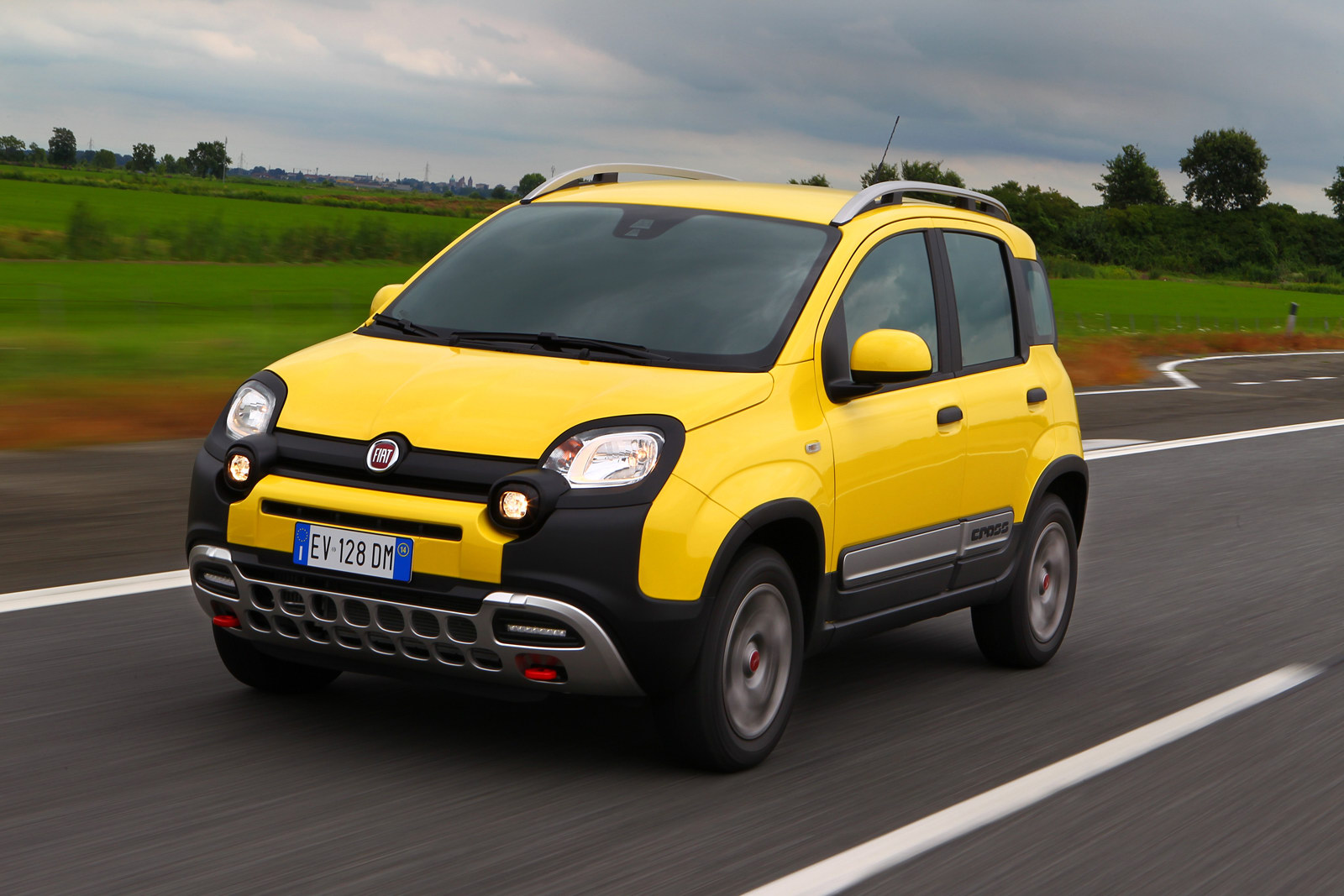 Fiat Details Panda Cross, the SUV for the City [72 Photos