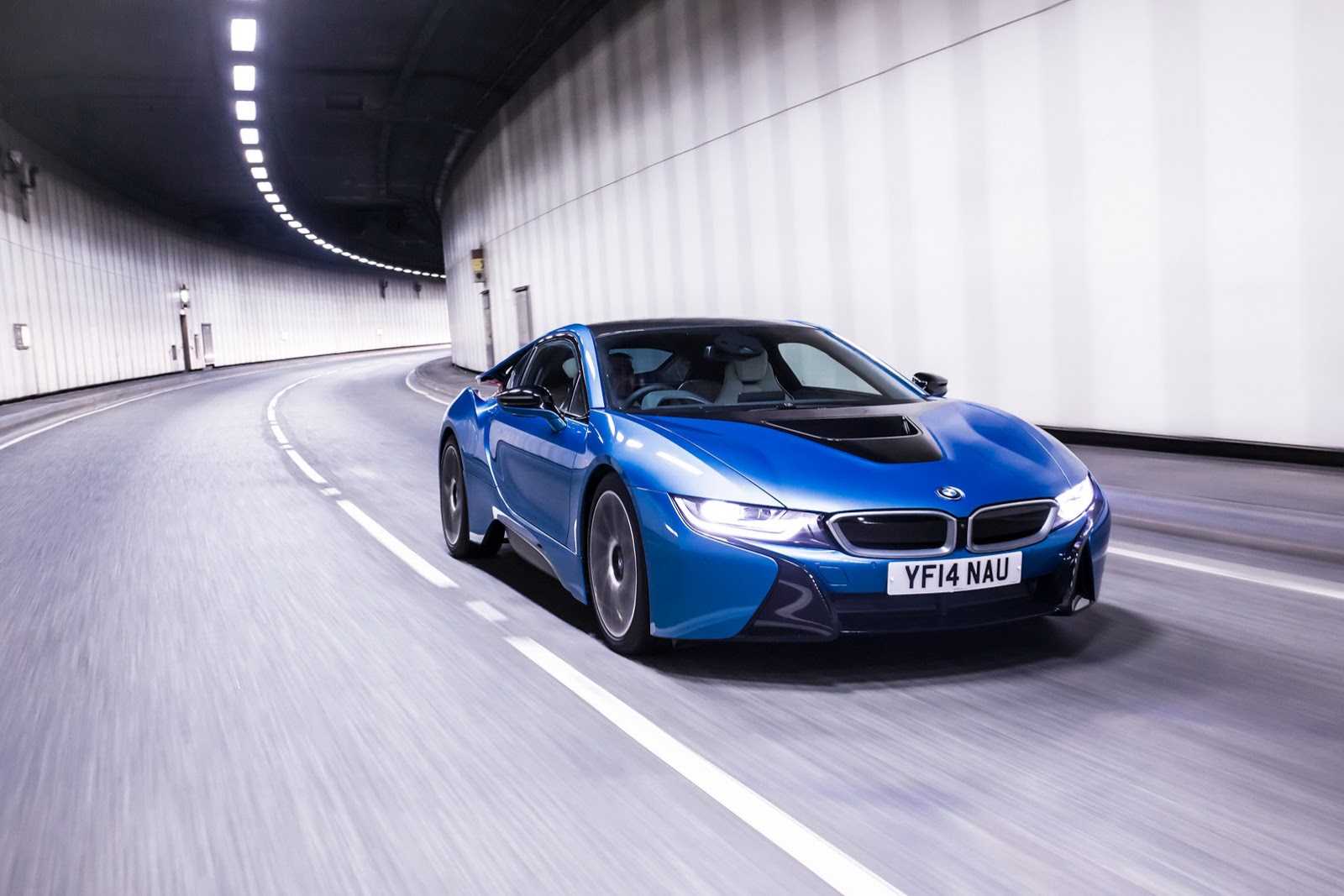 2015 BMW i8 Options Pricing: How Expensive and Bizarre Does it Get ...