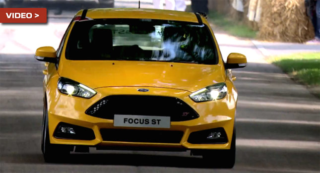  Real 2015 Ford Focus ST Versus Virtual Focus ST at Goodwood