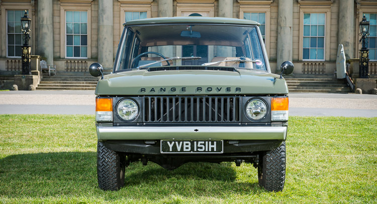  First Ever Range Rover Can Be Yours for at Least £100,000