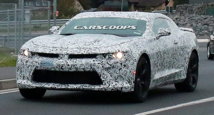  New 2016 Chevy Camaro Shows its True Body in Latest Scoop
