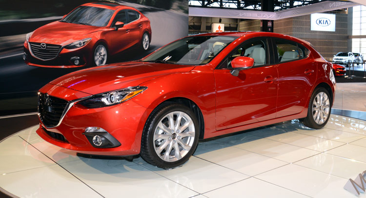  At Last, the Mazda 3 is Finally Available With a Manual and 2.5-liter Engine