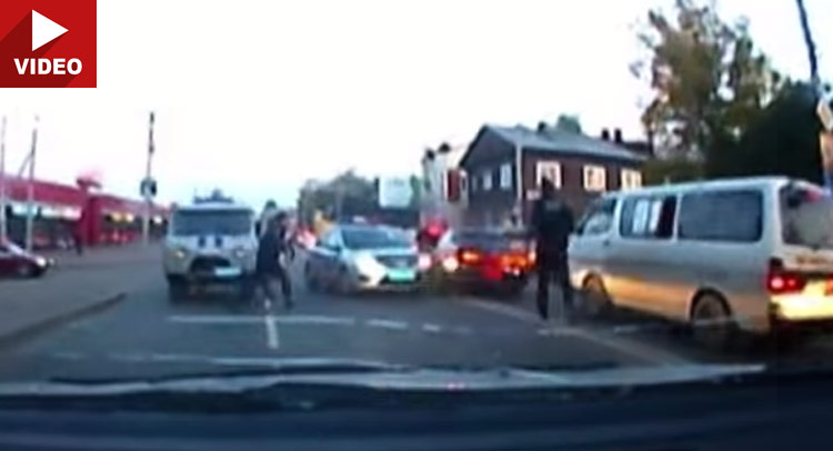  This is One of the Best Russian Dashcam Chases You’ve Ever Seen
