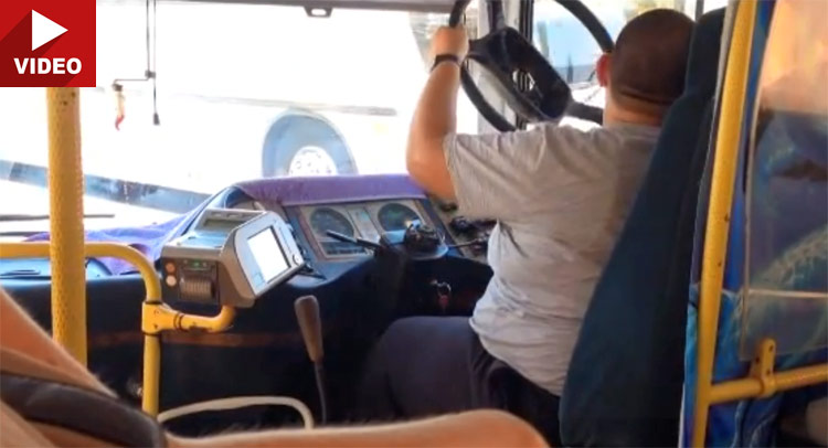  Bus Driver Doesn’t Give Two Hoots About Steering Wheel Loose as a Goose