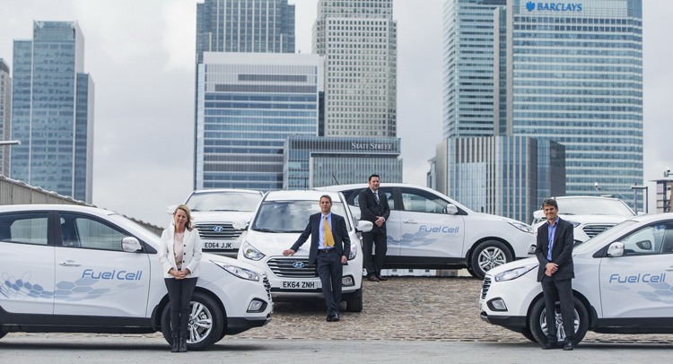  First Fuel-Cell-Powered Hyundai ix35s Reach UK Customers