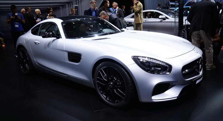  Mercedes-AMG Brings Out its Newest V8 Guns in Paris