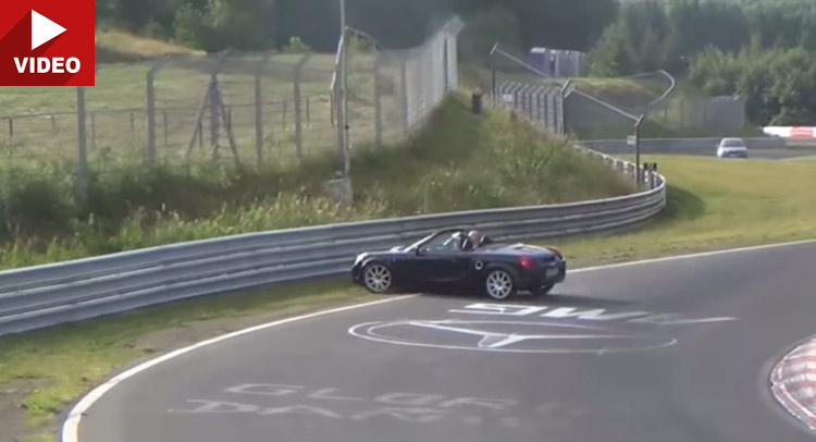  Watch a Summary of the 2014 Crash Season at the Nürburgring