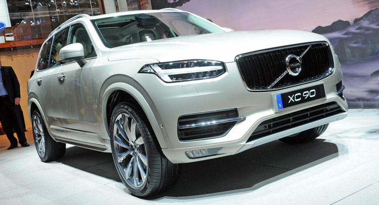  Check out the New Volvo XC90 in All its Glory at Paris Auto Show