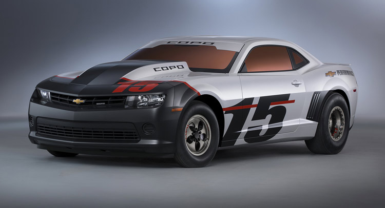  2015 Chevrolet COPO Camaro Puts On a Racing Livery for SEMA