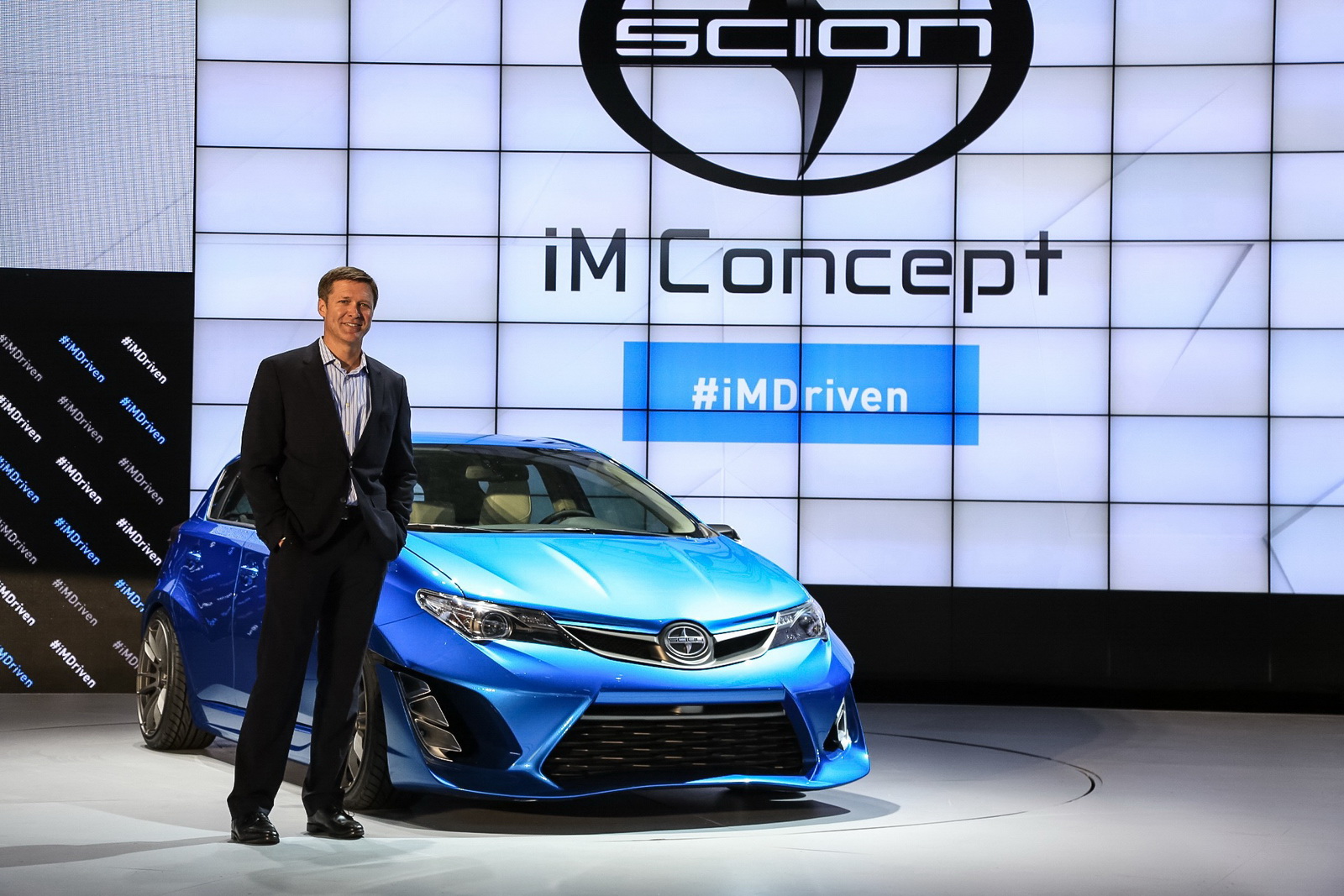 Scion iM Concepts Hits LA; On Sale Next Spring from Under $20,000
