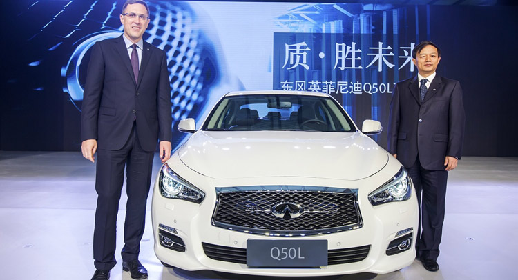  Infiniti Starts Q50L Production in China
