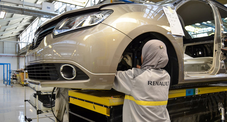  Renault Starts Production of the Symbol in New Algerian Plant