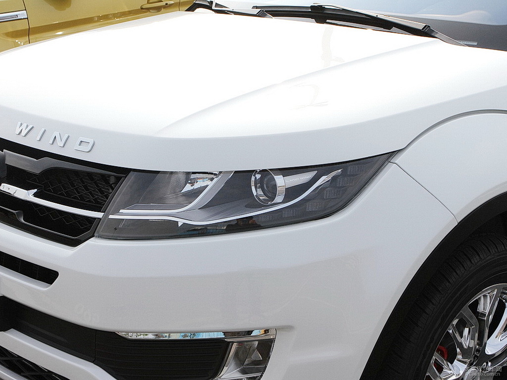 LandWind-X7-17 Land Rover Finally Wins Case Against Chinese Evoque Clone