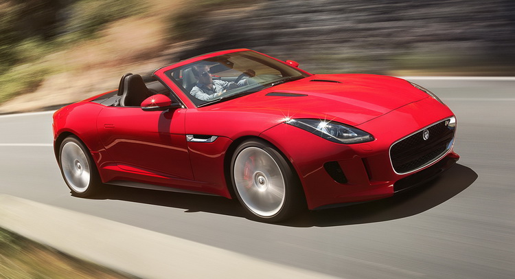  Jaguar Recalls 7,000 F-Types in the US for Defect in Passenger Airbag Activation