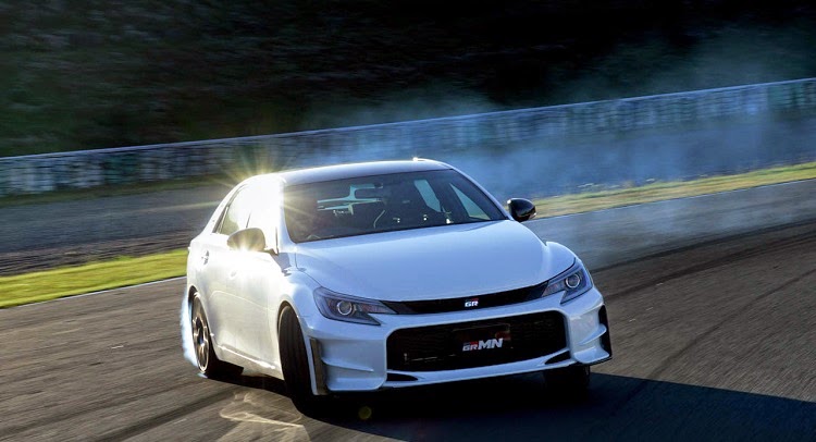  Drift Video Of Japan-Only 2015 Toyota Mark X GRMN Will Make You Super Jealous!