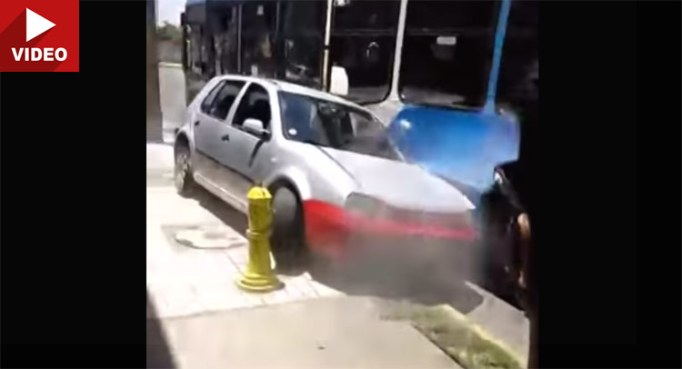  Men Smash Bus Window, Bus Driver Smashes Through Their Car!