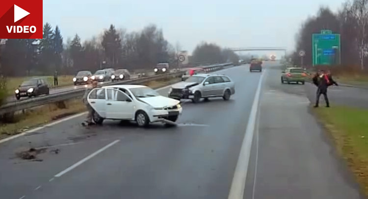  Black Ice Causes Multiple Crashes on Czech Highway