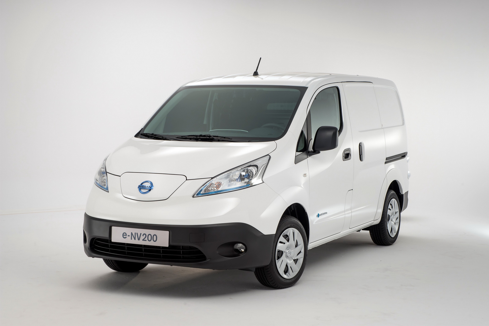 RenaultNissan Alliance Sold 200,000 EVs Worldwide Carscoops