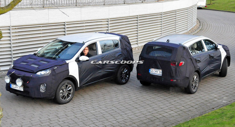  New-Gen 2016 Kia Sportage Spied for the First Time