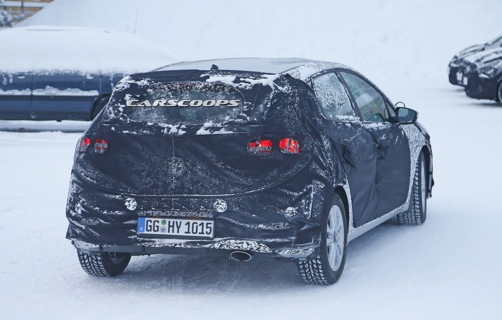 Spied Kia Polishes Up Cee'd for its First Facelift