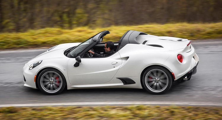  Production-Spec Alfa Romeo 4C Spider Goes Officially Topless in Detroit