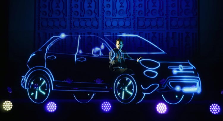  Magician Dynamo Makes Fiat 500X Appear Out of Thin Air at London Show [w/Video]