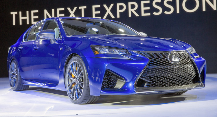  2016 Lexus GS F Looks Good, is Underpowered Compared to Rivals