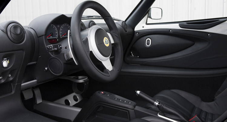  Lotus Exige Loses a Pedal in Order to Broaden its Appeal