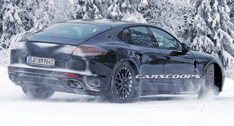  Scoop: New Porsche Panamera Knows How to Play in the Snow