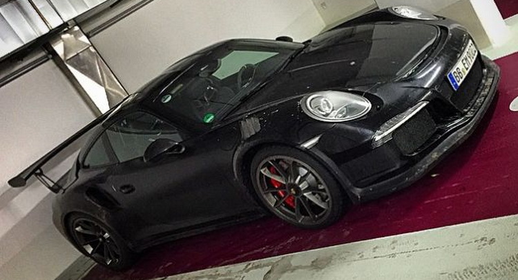  Porsche 911 GT3 RS Caught Undisguised – and it Looks Wild