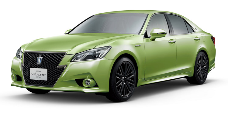  Toyota Brightens Up Crown Sedan for its 60th Anniversary
