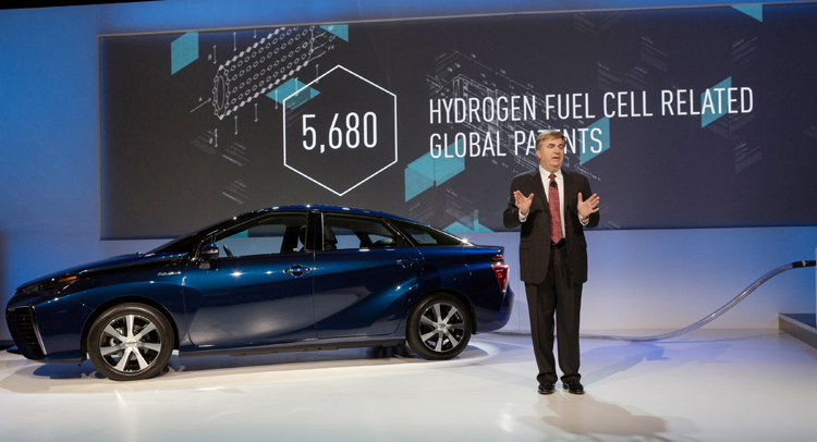  Toyota Offering 5,680 Fuel Cell Patents to Other Automakers for Free