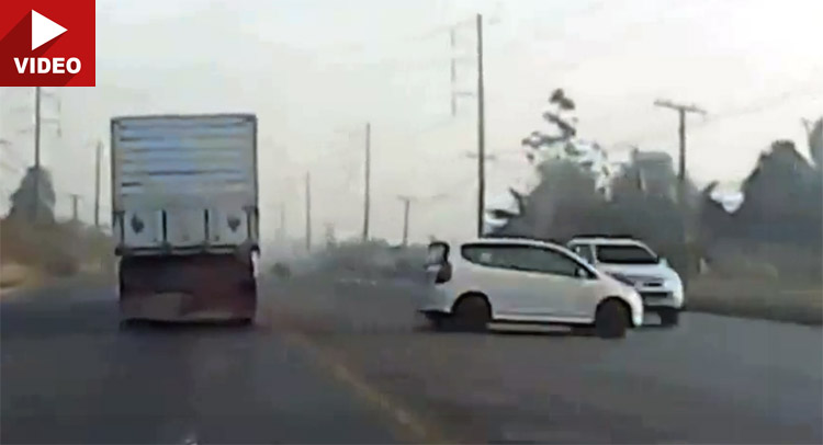  Unbelievably Lucky Moron Avoids a Bike and Two Cars