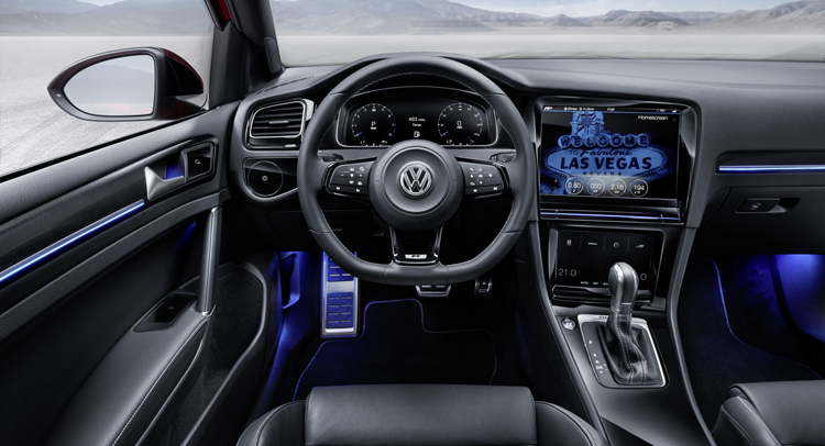  VW Golf R Touch Concept Is All about Displays, Has Gesture Recognition System [w/Video]