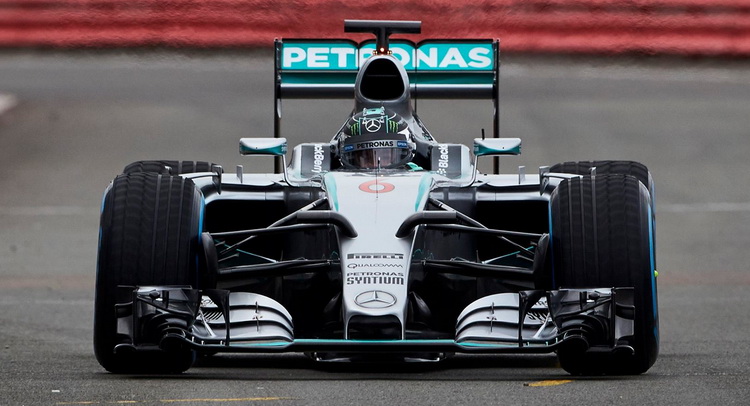  Mercedes AMG F1 W06 Hybrid Shows Up At Silverstone Event
