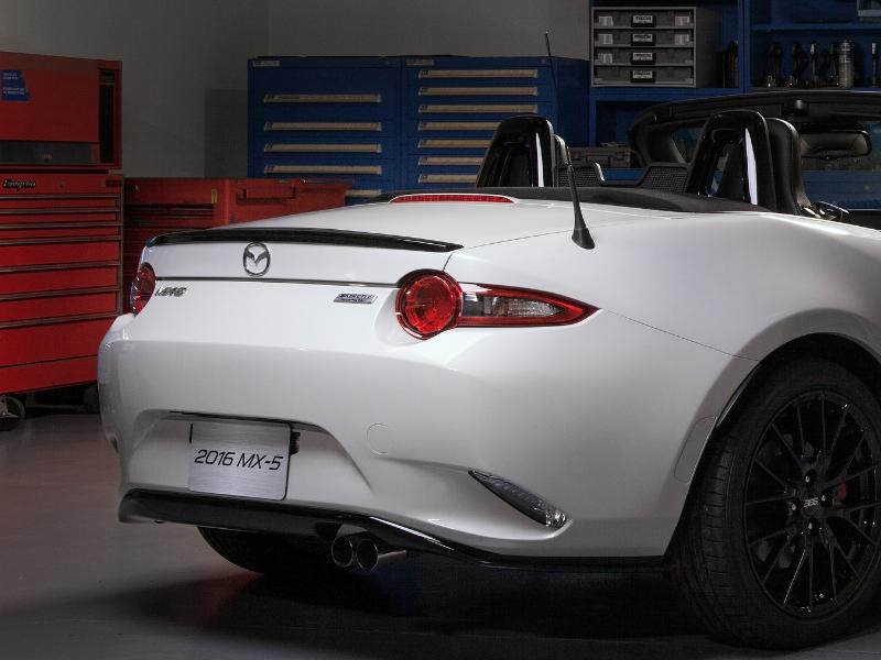 Mazda Brings 2016 Accessories Design Concept Chicago Carscoops