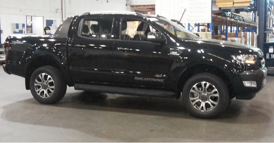 2015 Ford Ranger Wildtrack Facelift Reveals Itself On The Road Carscoops