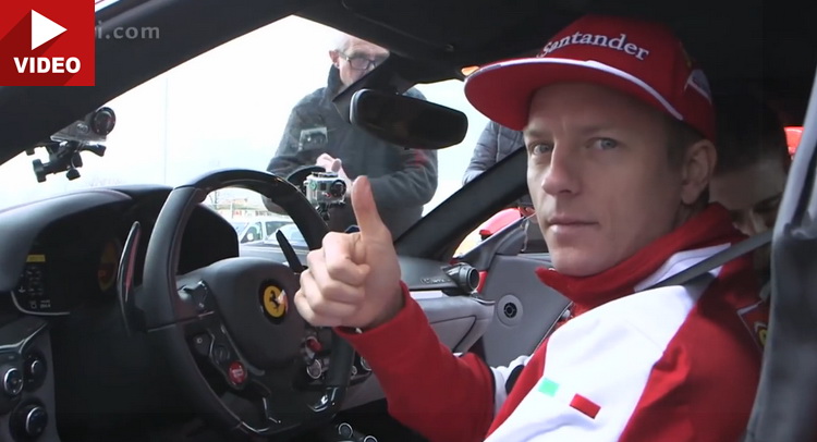  Ferrari’s Kimi Raikkonen Answers His Fans While Driving F12 Berlinetta